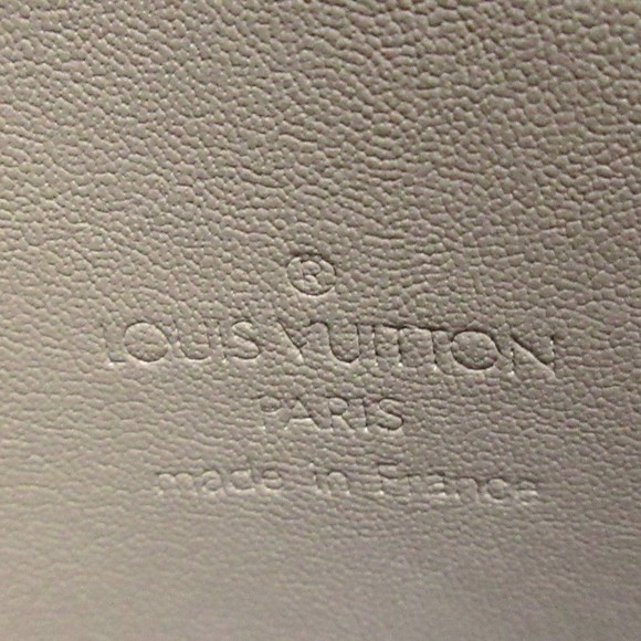 Louis Vuitton Tompkins Square Handbag Soft Beige - Picture 8 of 15